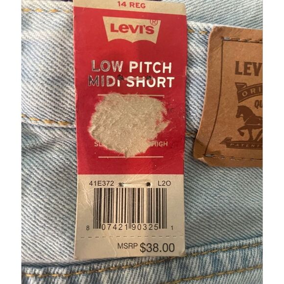 Levi's Blue Jean Shorts with Distressed Details NWT Size 14 Reg Girls - Picture 6 of 6